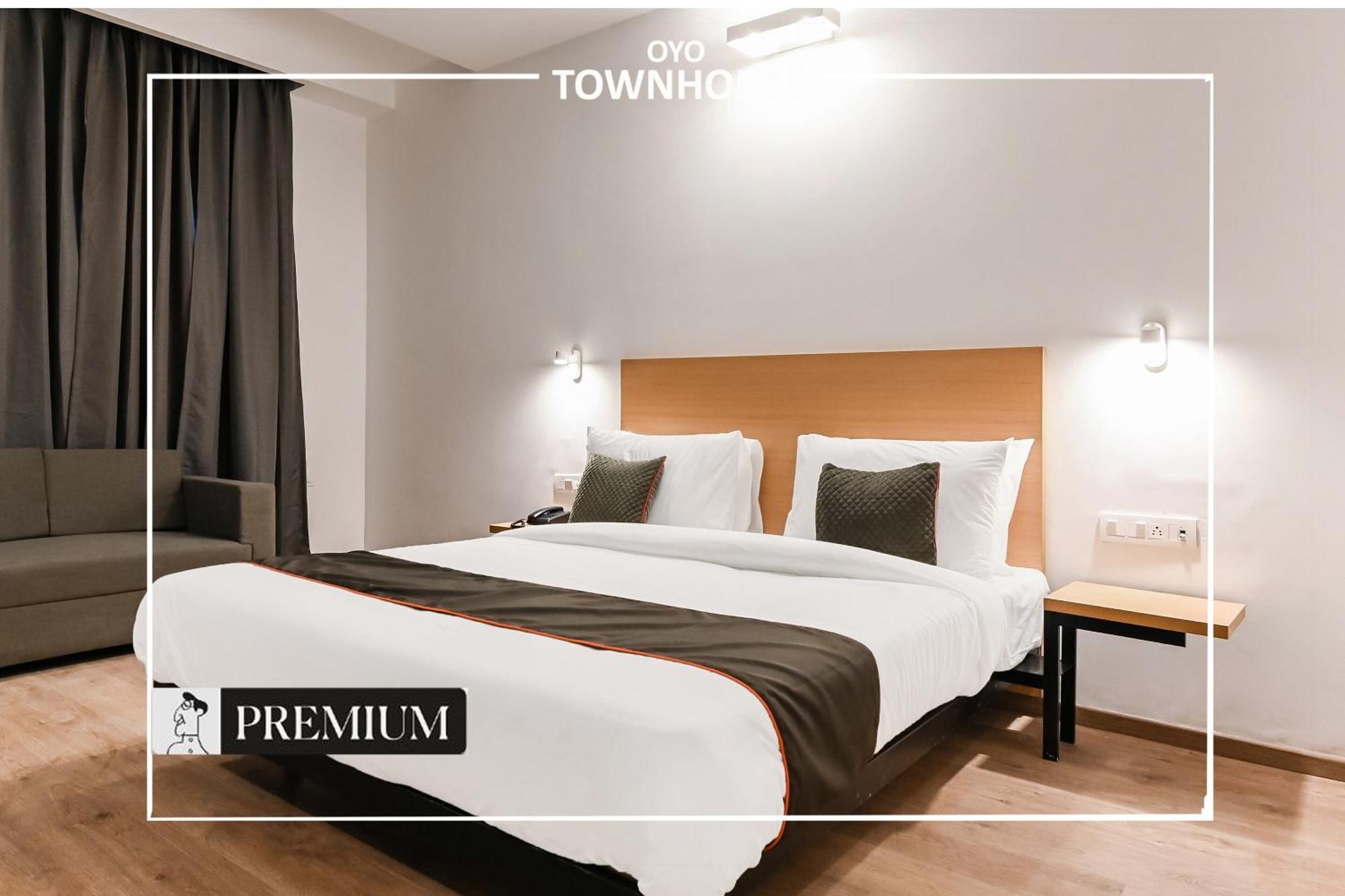 Hotel Townhouse D- Knowledge Park Iii