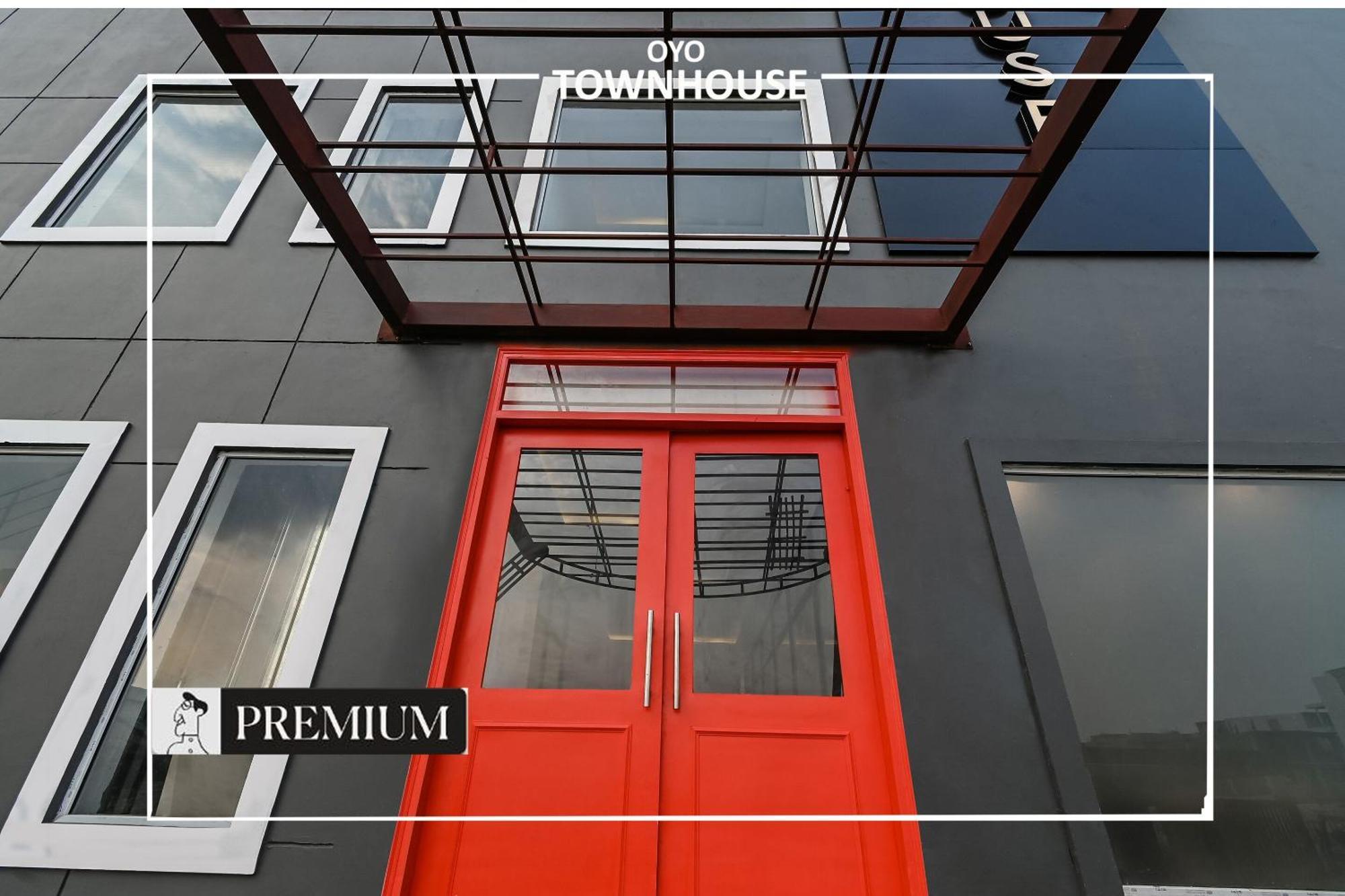 Hotel Townhouse D- Knowledge Park Iii 4*