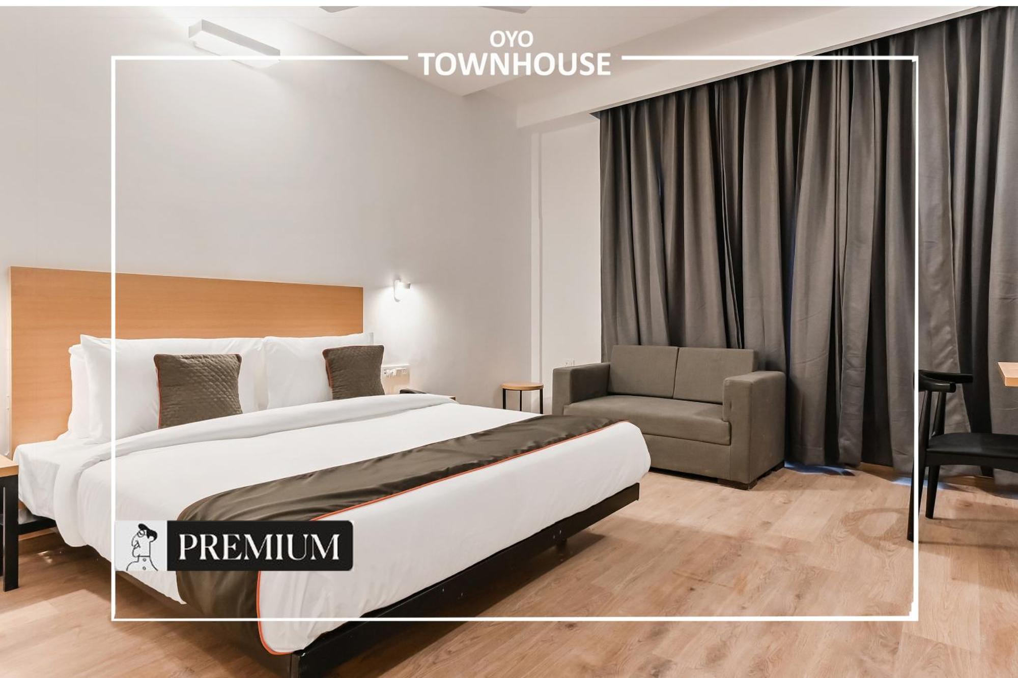 Hotel Townhouse D- Knowledge Park Iii