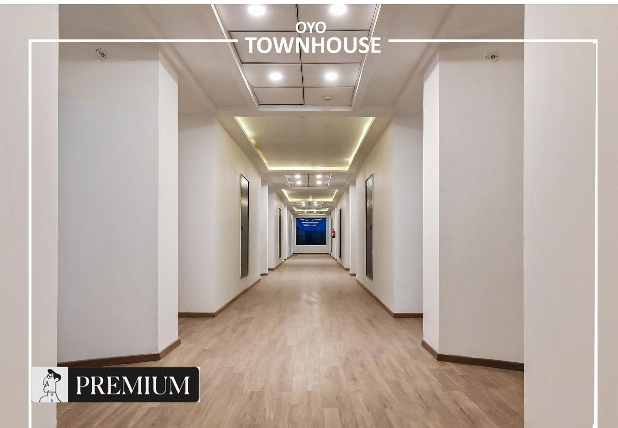Townhouse D- Knowledge Park Iii 4*